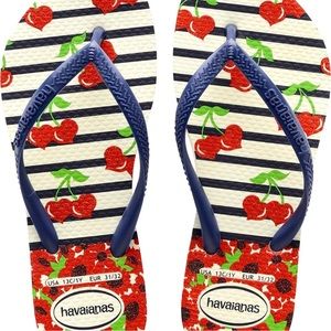 BNWT Girls Havinanas with cherries